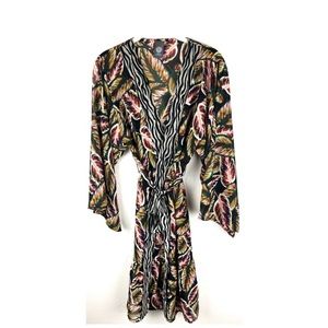 Vince Camuto Kimono OS Cover Up Belt.
One size